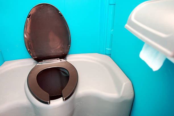 Best Porta potty delivery and setup  in Traer, IA
