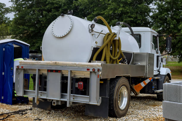 Portable Toilet Options We Offer in Traer, IA